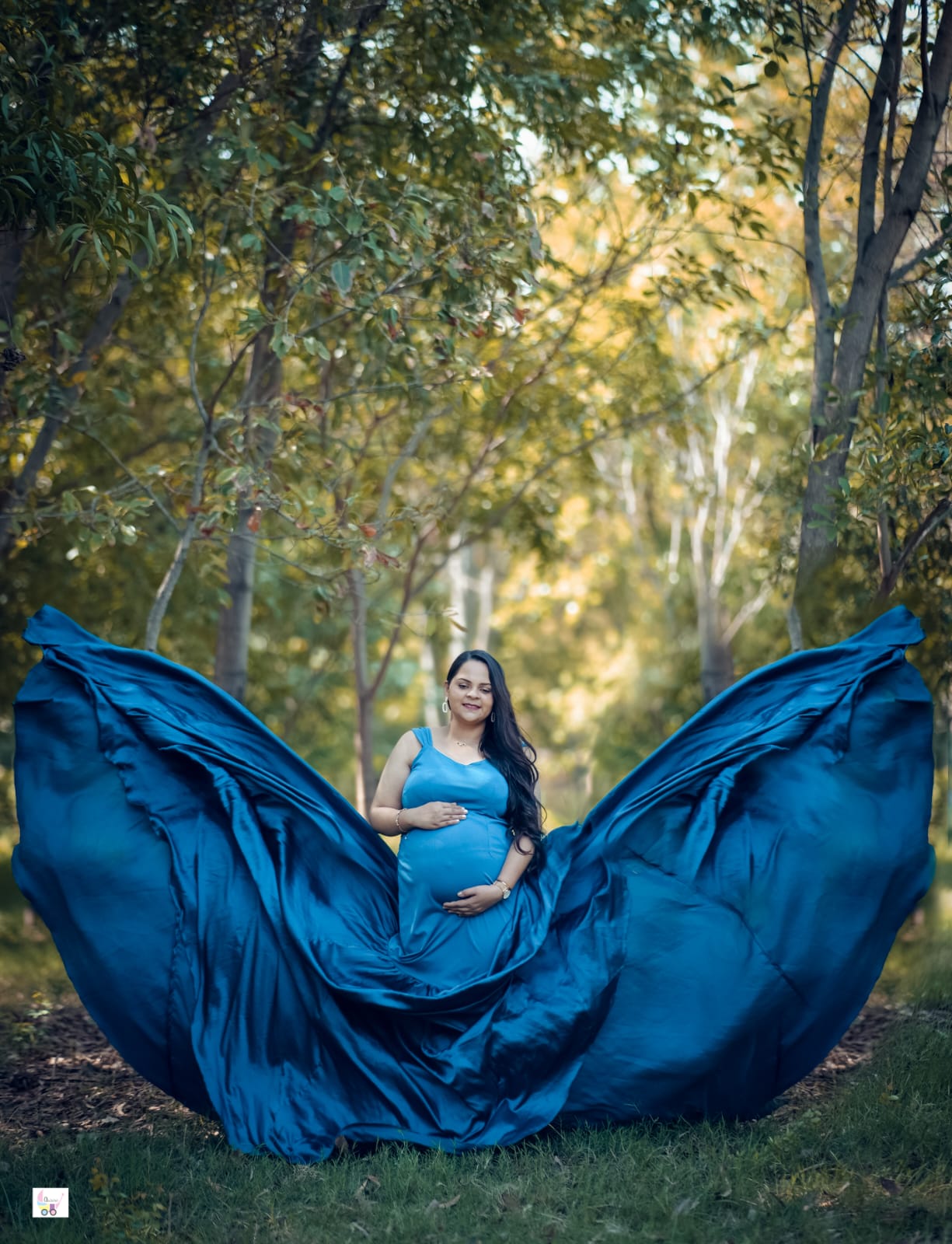 Awww Luxury Maternity Shoot Package - Advance Package