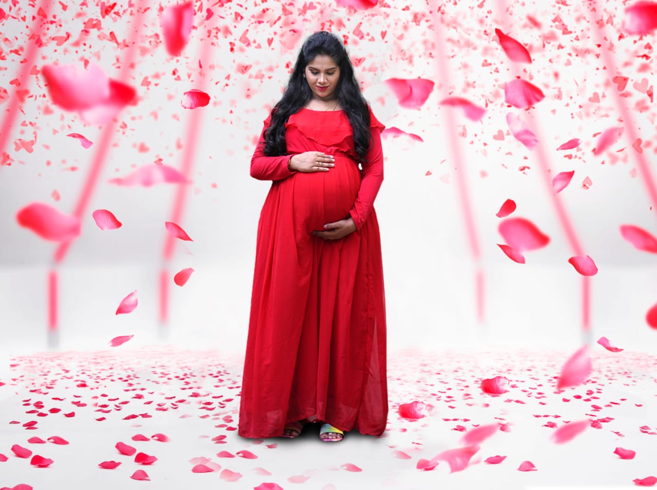 Awww Luxury Maternity Shoot Package - Advance Package